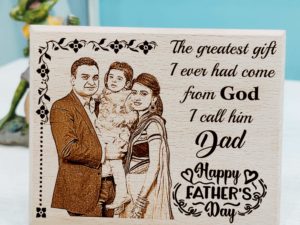 Unique Happy Father’s Day Engraved Wooden Photo Frame Gift for Dad (10×8 Inches)