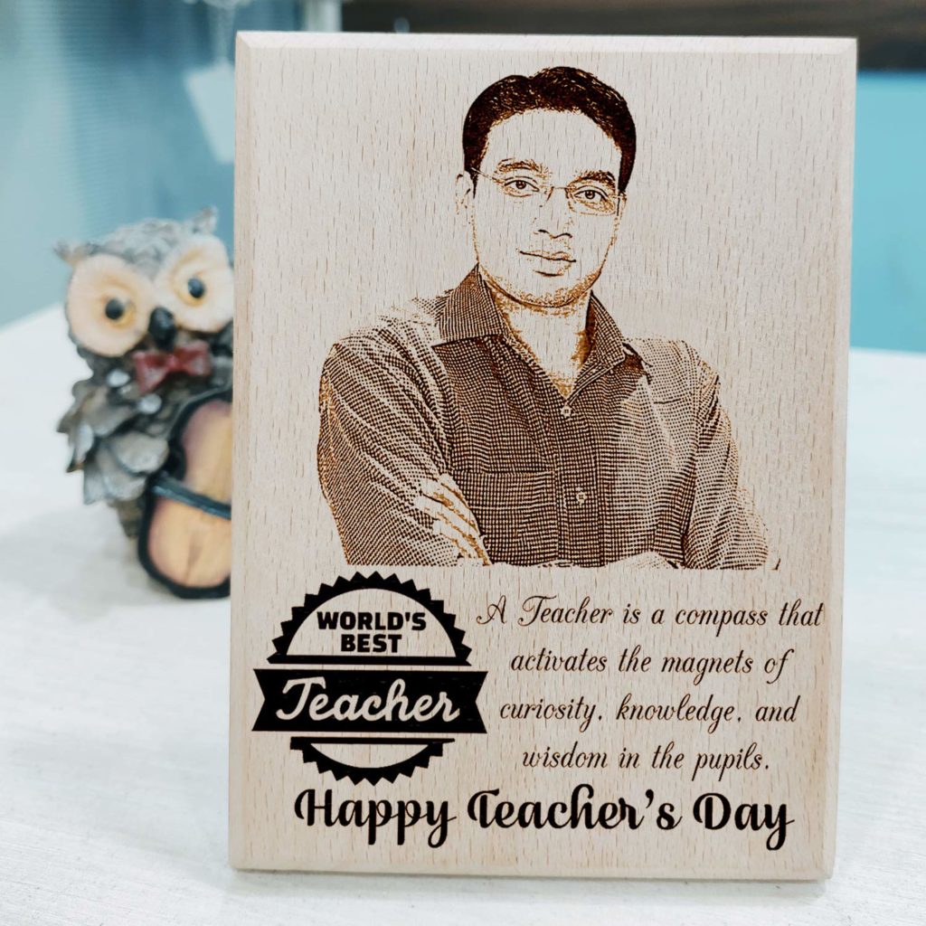 Unique Personalized Engraved Wooden Frame For Teacher's Day