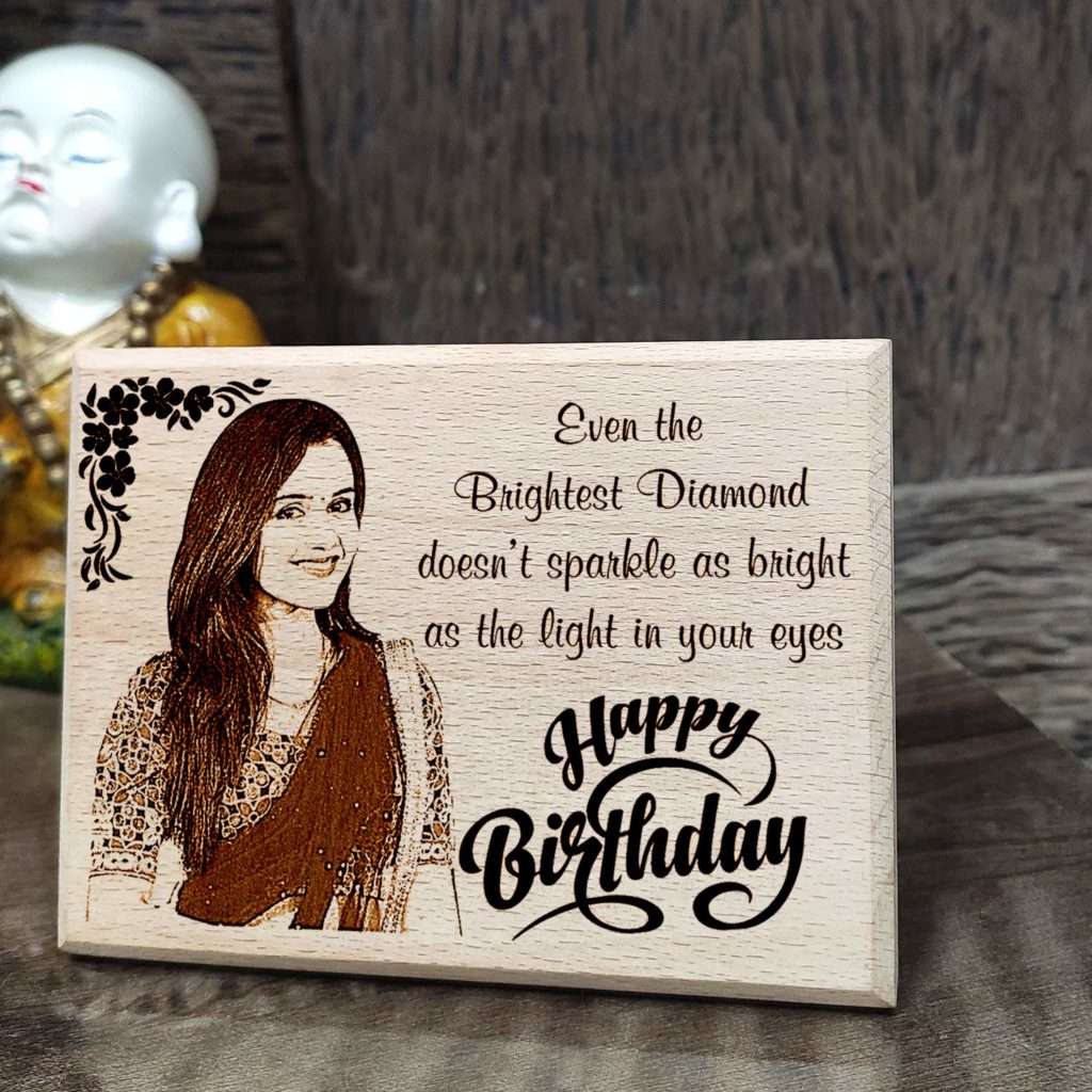 Personalized Engraved Wooden Photo Frame for Sister on her Birthday