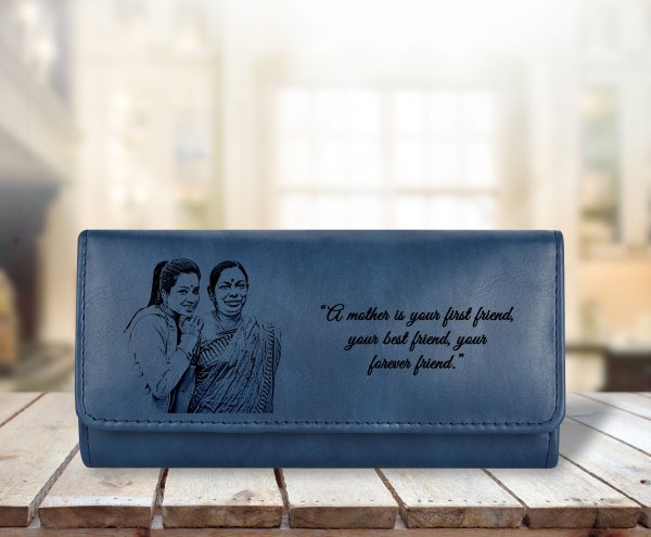 customized wallets for women