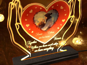 Personalized 3D Illusion Hand Holding Heart Photo LED Lamp