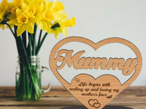 Personalized Wooden Trophy Gift For Mom On Mothers Day