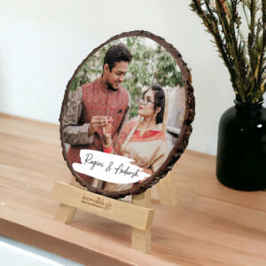 Custom Wooden Picture Colored Frame For Couple